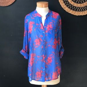 🌺Kut from the Kloth button down blouse-blue
